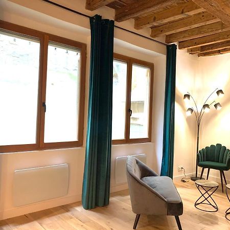 Ferienwohnung Luxe Et Calme En Hyper Centre - La Cour Des Bois Lyon Exterior foto